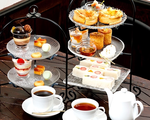 パティスリーカフェロール 円山公園駅近く 華やかなケーキ オシャレなカフェ 北海道デザート パン食べ歩き パティスリーカフェロール 円山公園駅近く 華やかなケーキ オシャレなカフェ 北海道デザート パン食べ歩き